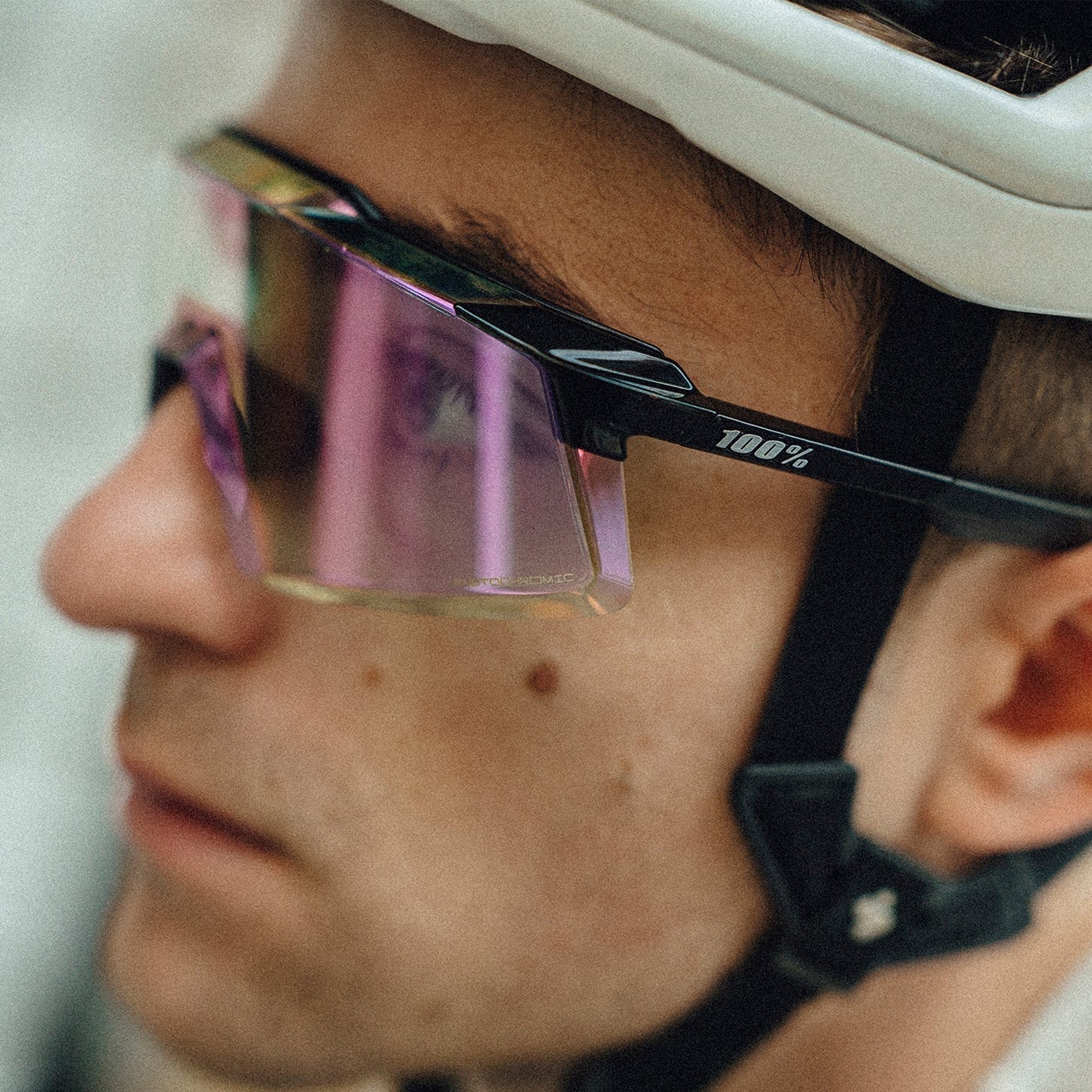 AEROCRAFT® Gloss Black Photochromic Purple Mirror Lens